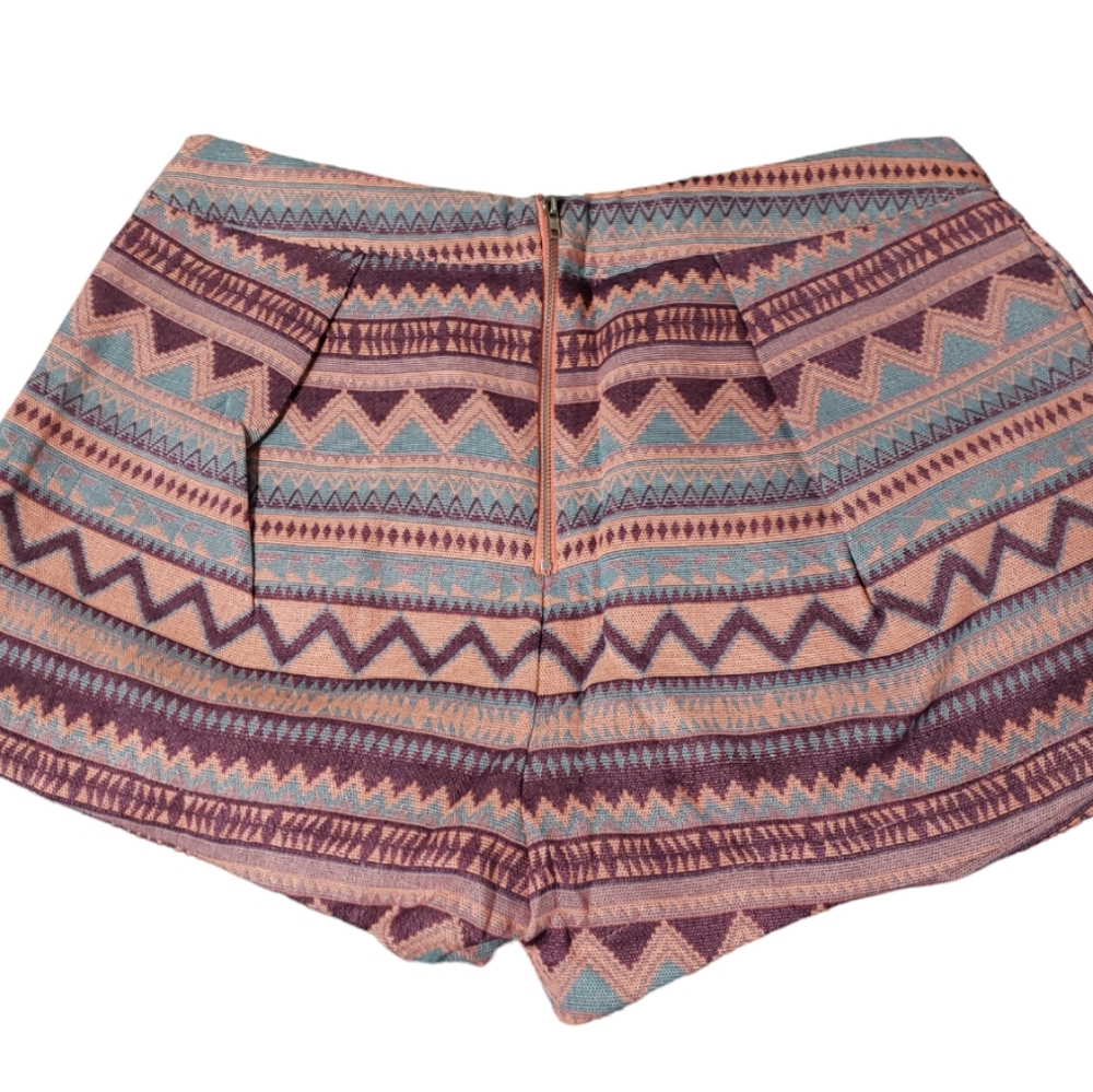 Nameless Aztec pattern shorts - Picture 2 of 5